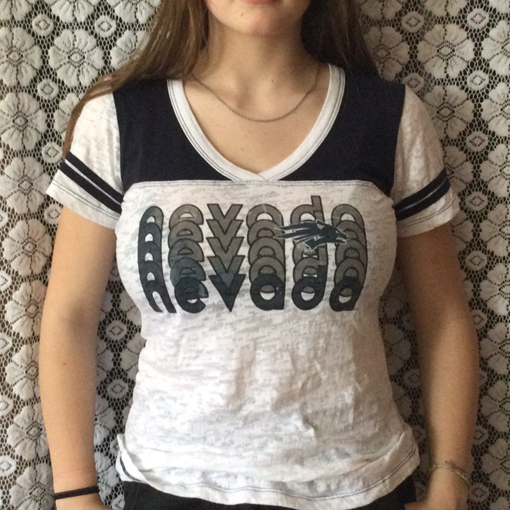 Short sleeve